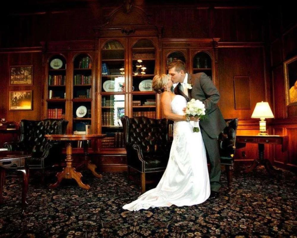 фото St James Hotel, a Historic Hotel of America