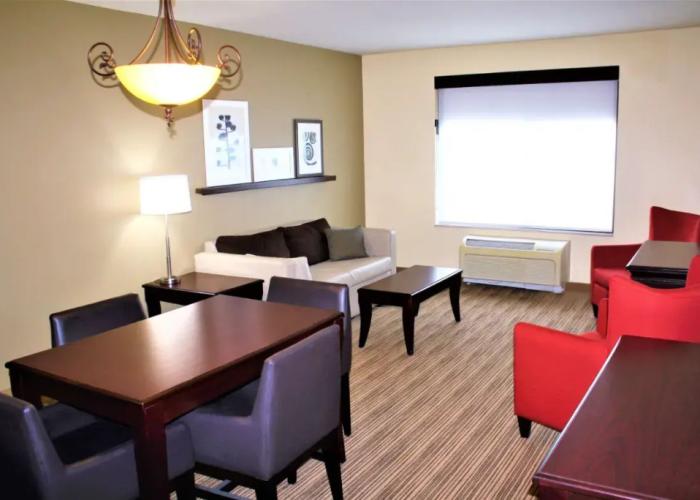 Country Inn & Suites by Radisson, Red Wing, MN