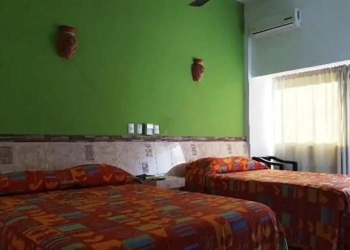 Hotel La Quinta Avenida
