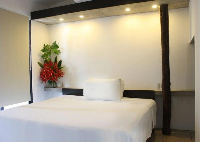 Hotel Maya Rue