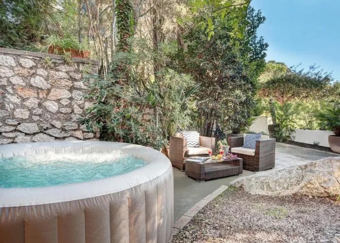 Villa Bougainvillea