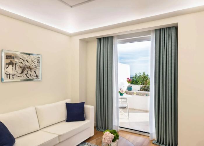 Pazziella Garden & Suites