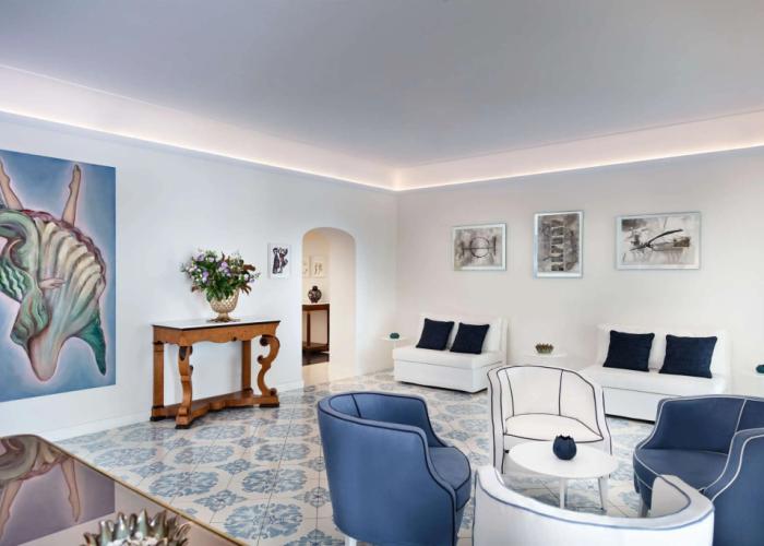 Pazziella Garden & Suites
