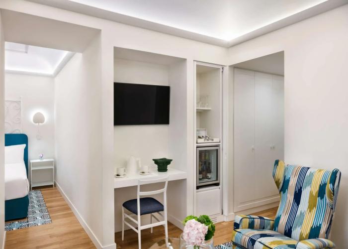 Pazziella Garden & Suites
