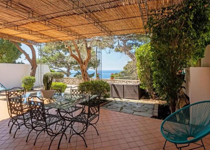 Oliveto Capri