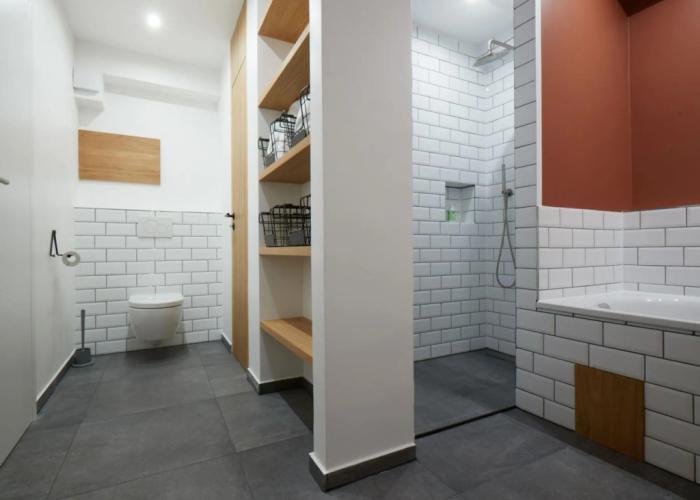 Cottage With a Fireplace Just 10 Minutes From the Beach