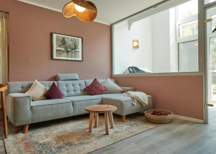 Cottage With a Fireplace Just 10 Minutes From the Beach