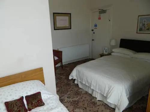 Fernlea Guest House