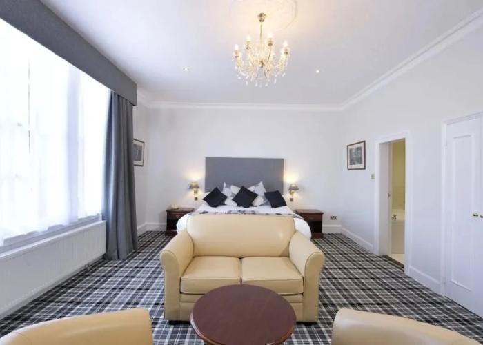 The Royal George Hotel