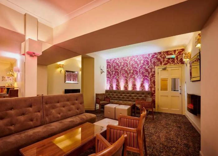 Parklands Hotel
