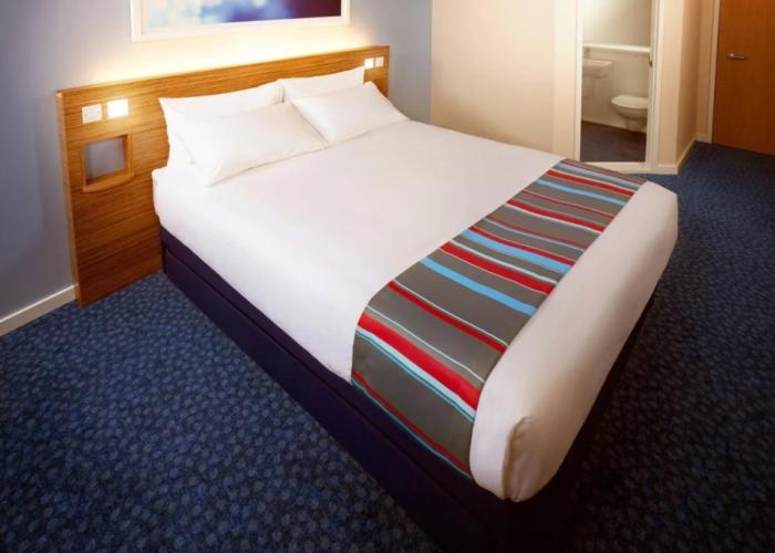 Travelodge Perth Broxden Junction