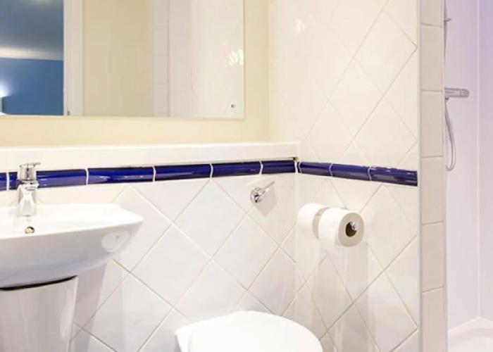 Travelodge Perth Central