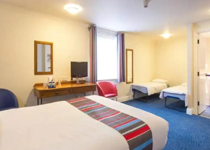 Travelodge Perth Central