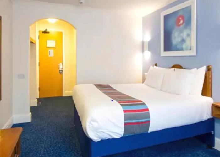 Travelodge Perth Central