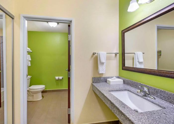 Best Western Plus Pratt