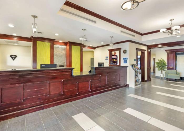 Best Western Plus Pratt