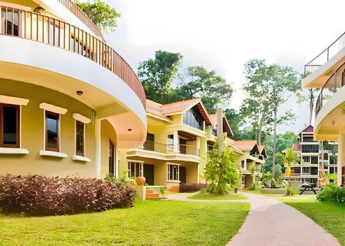 Anjungan Beach Resort