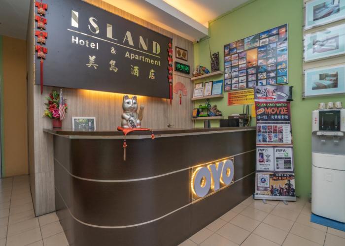 OYO 44078 The Island Hotel