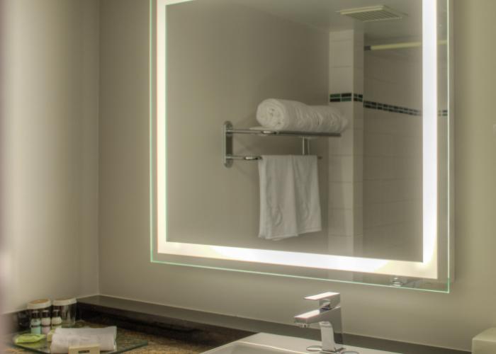 Executive Suites Hotel Metro Vancouver