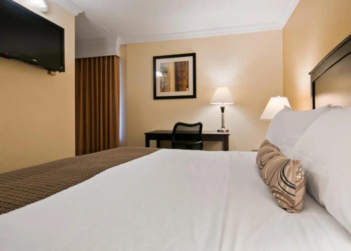 Best Western Plus Burnaby Hotel