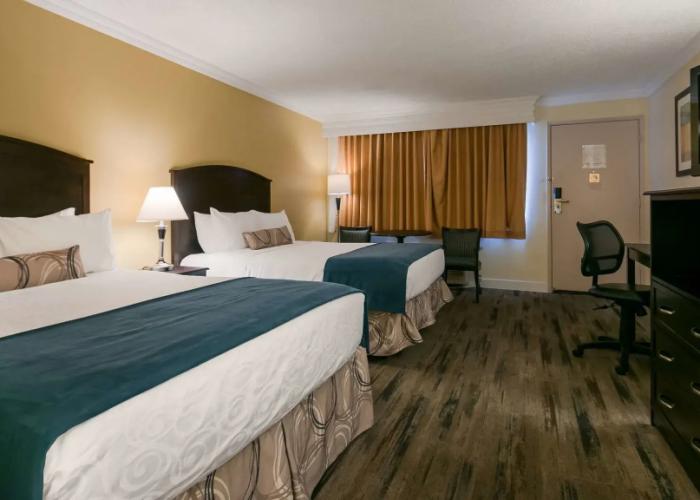 Best Western Plus Burnaby Hotel