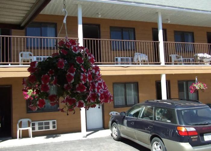 Mary's Motel
