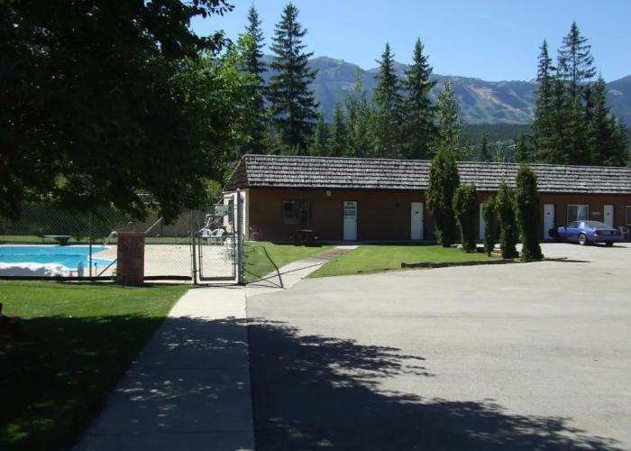 Mary's Motel