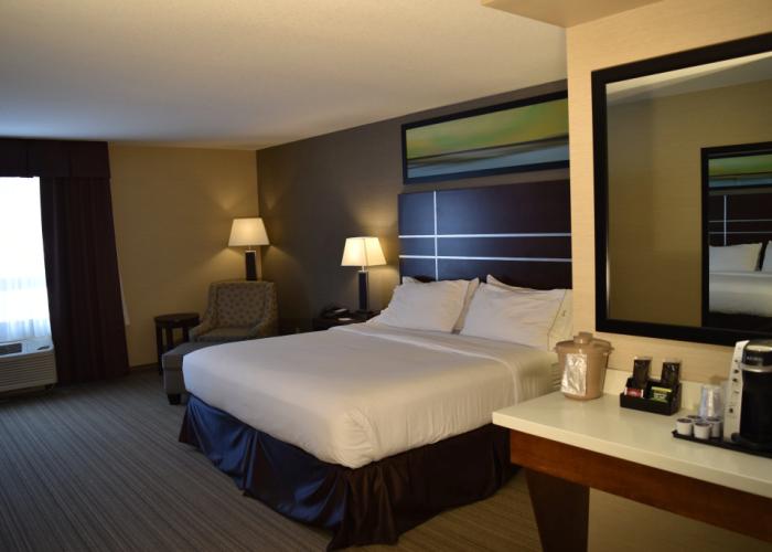 Holiday Inn Express Golden-Kicking Horse by IHG