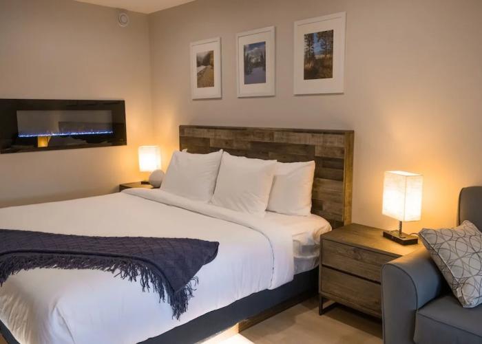 Rooms at Riveredge
