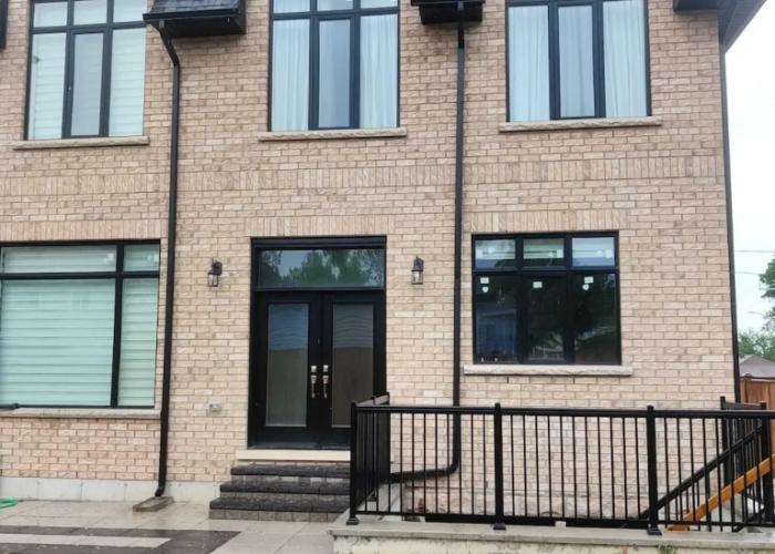 Brand New Walk Out Bsmt Apt Near Beach