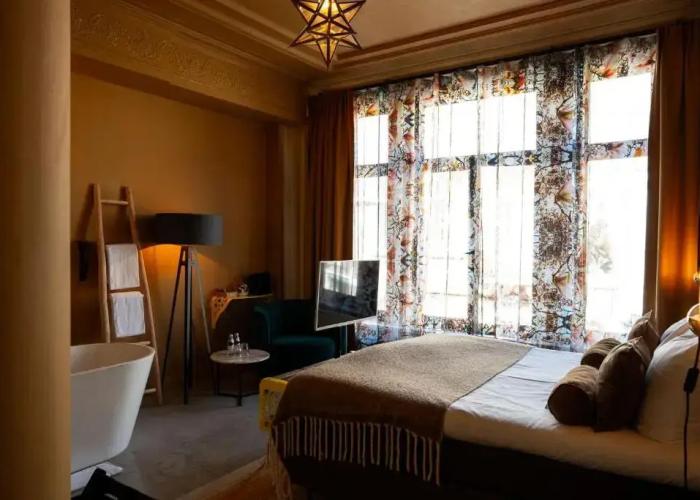 Hotel Bizar-Bazar