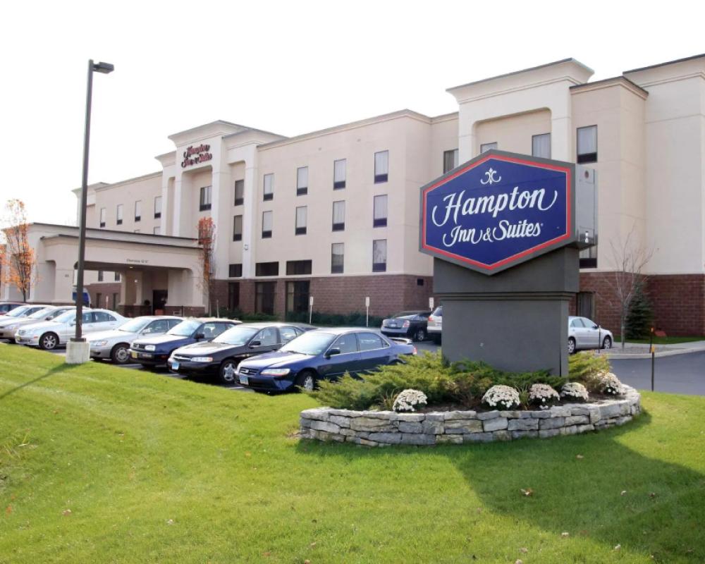 Hampton Inn & Suites Albany Airport