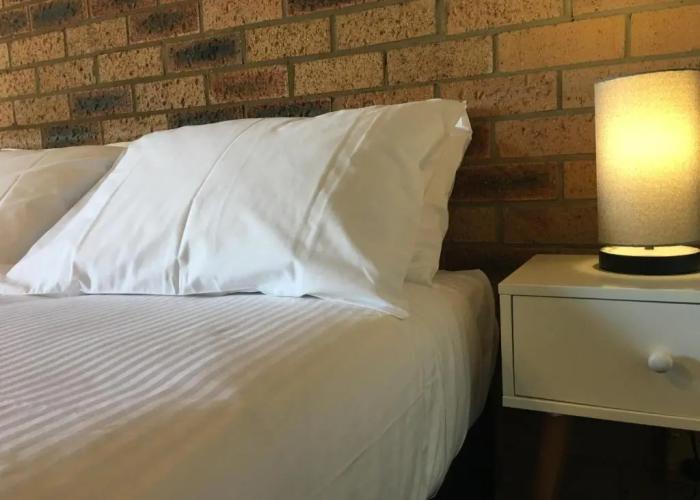 Bega Downs Motor Inn