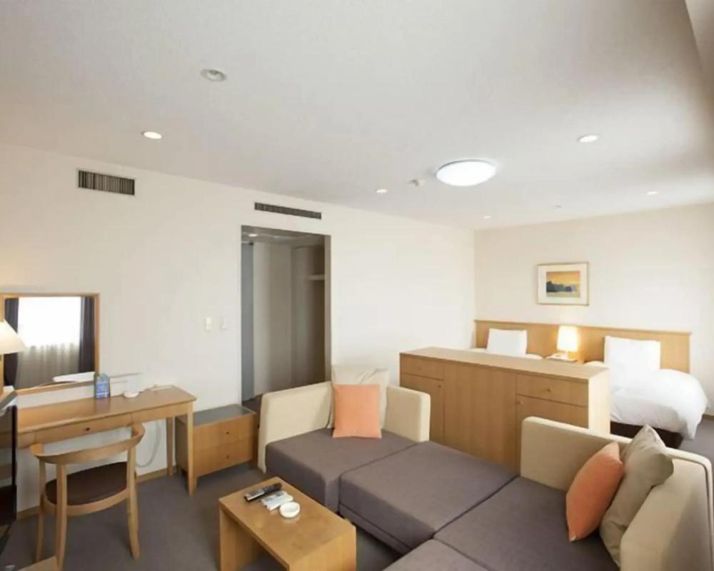 фото Smile Hotel Tomakomai