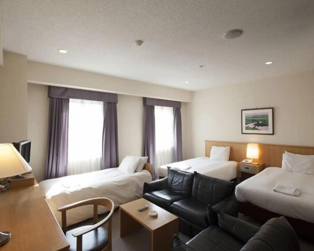 фото Smile Hotel Tomakomai