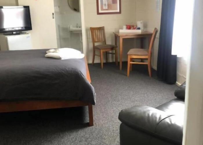 Kookaburra Ski Lodge