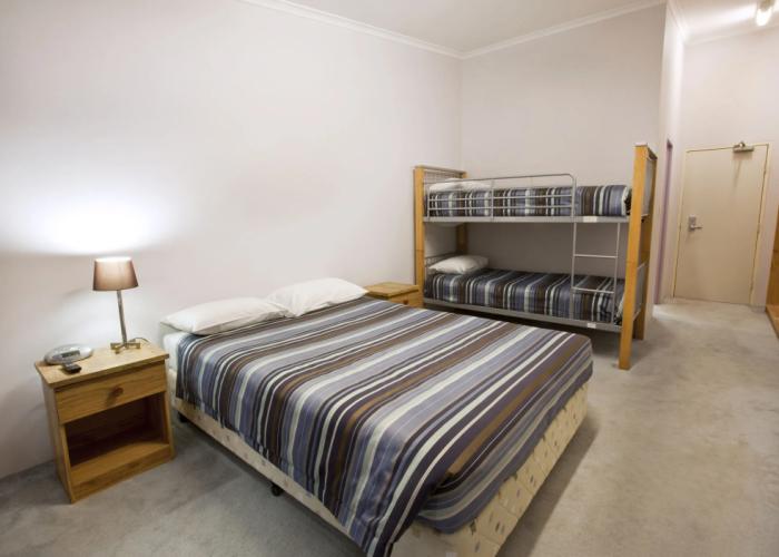 Banjo Paterson Inn