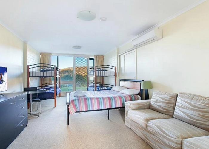 Lake Jindabyne Hotel
