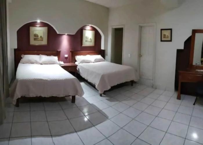 Hotel Baeza