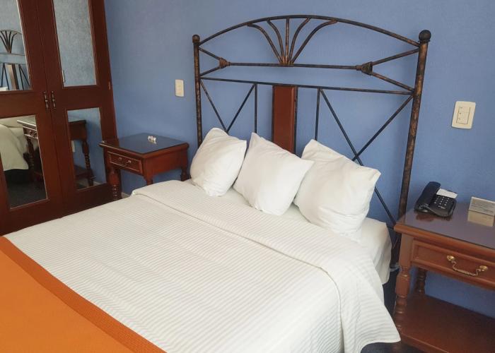 Hotel Ciros
