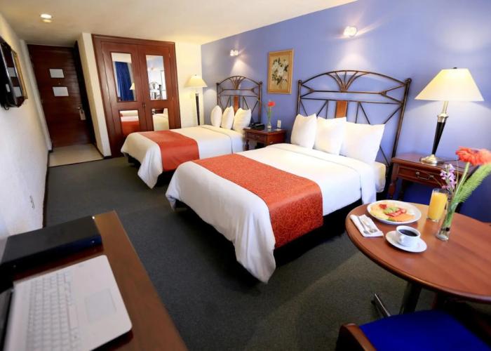 Hotel Emily
