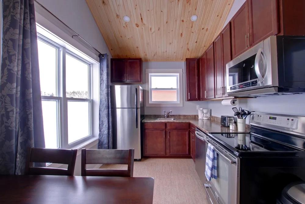 фото Appalachian Chalets & RV