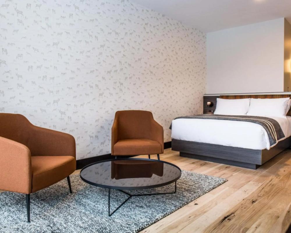 фото Hew & Draw Hotel