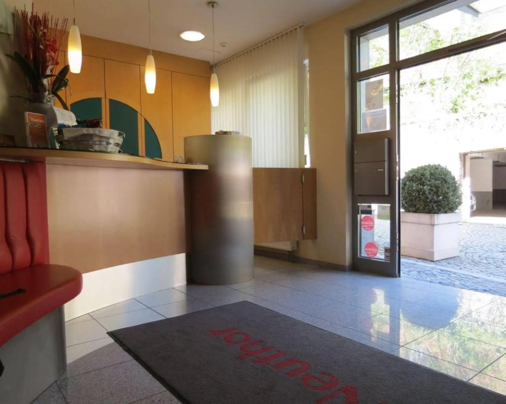 фото Hotel Neuthor