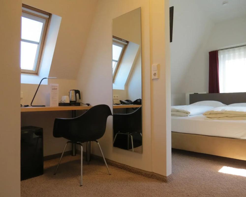 фото Hotel Neuthor