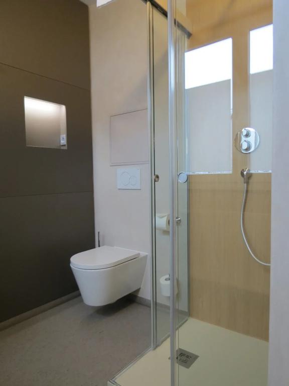 фото Hotel Neuthor