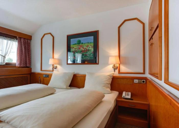 Centro Hotel Stern, Trademark Collection by Wyndham