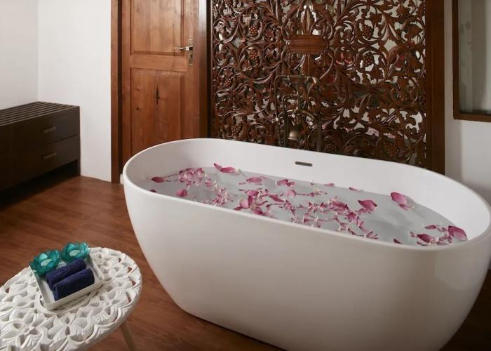 Flow by The Amber Collection - Luxury River Cruises in Sri Lanka