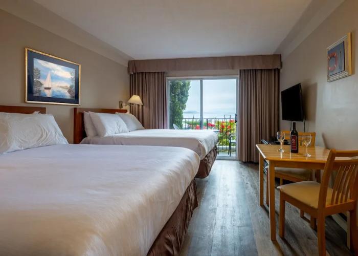 Sidney Waterfront Inn & Suites