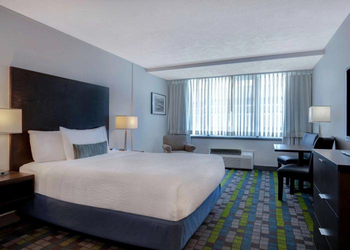 Days Inn by Wyndham Victoria Airport Sidney